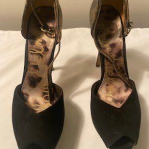 Sam Edelman Black Kid Suede Peep Toe  9 medium  5 Inch Heel